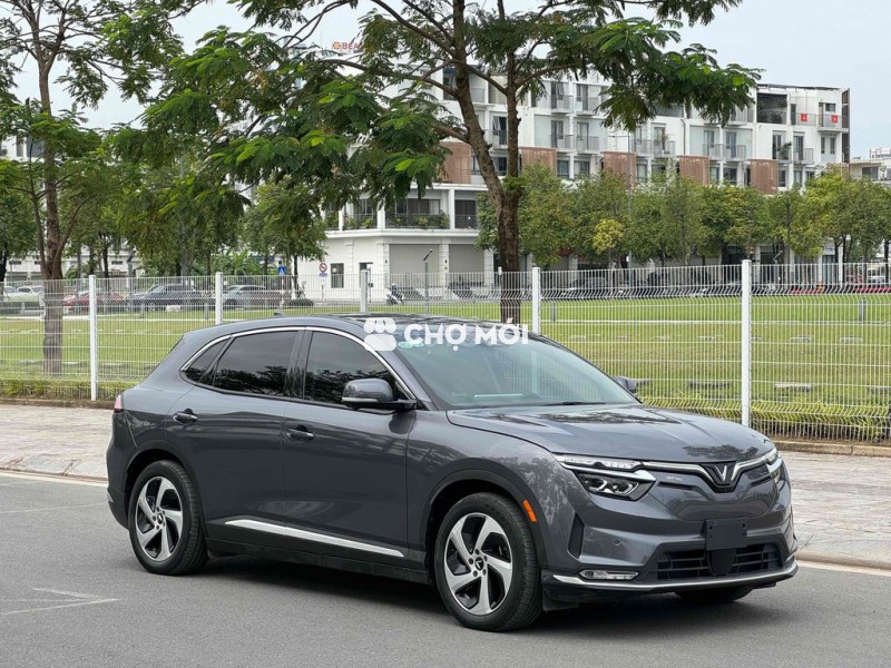 VF8 Eco 2022 Mua Pin Sdi giảm 70tr đổi xe xăng