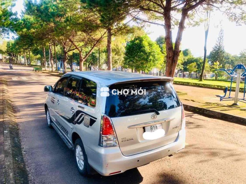 Toyota Innova 2010 G - 175 km