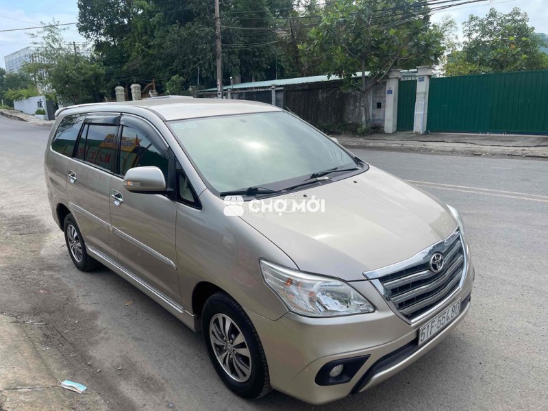 Toyota Innova 2015 2.0G - 115000 km