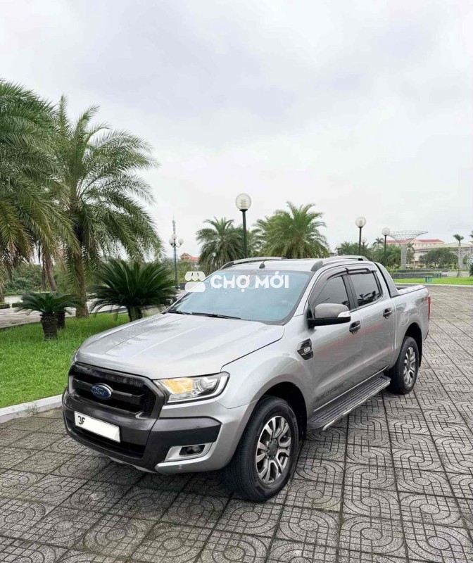 Ford Ranger 2016 Wildtrak 3.2L 4x4 AT - 100000 km