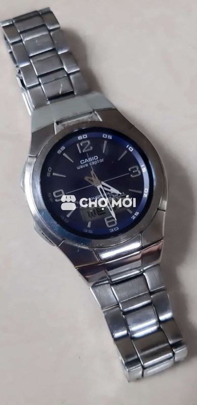 Đồng hồ size lớn xài năng lượng qua sử dụng