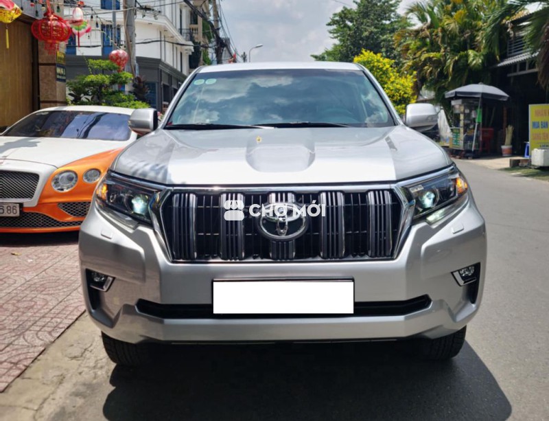 LandCruiser Prado nhập khẩu nguyên chiếc 4x4 Full