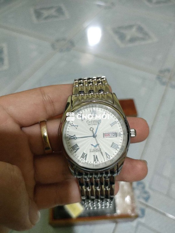 kẹt tiền cần bán đồng hồ Citizen cơ
