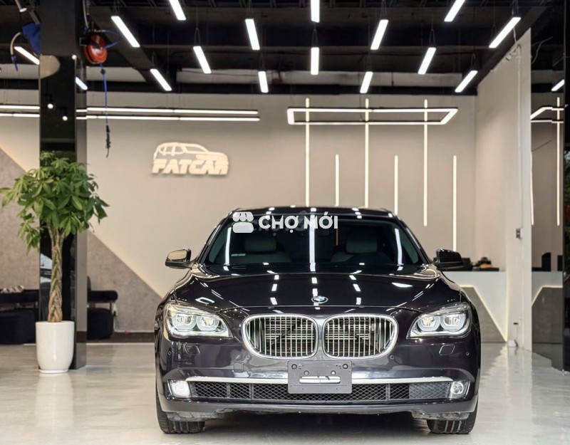 BMW 730Li 2011 - 98000 km