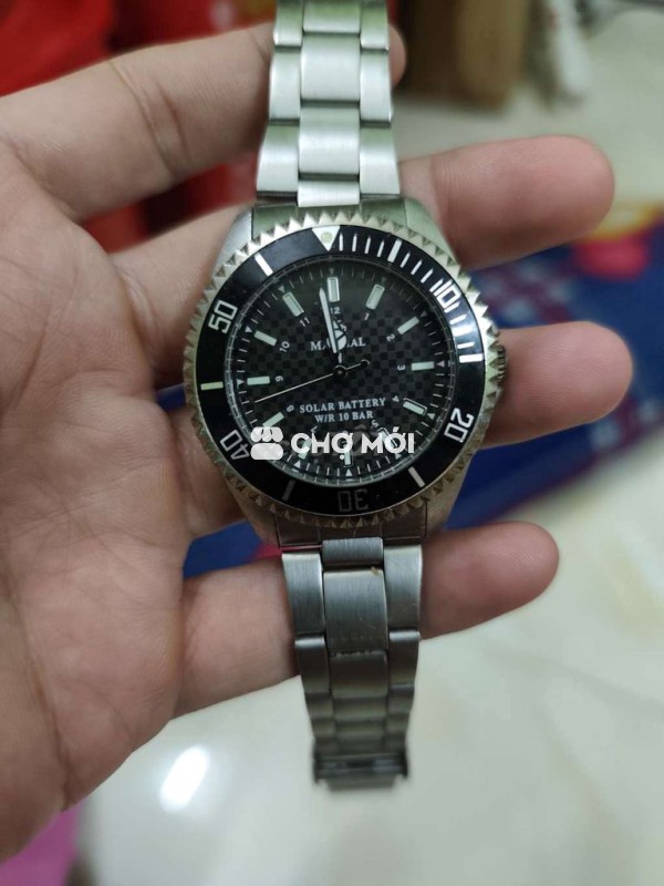 Đồng hồ pin năng lượng Marshal