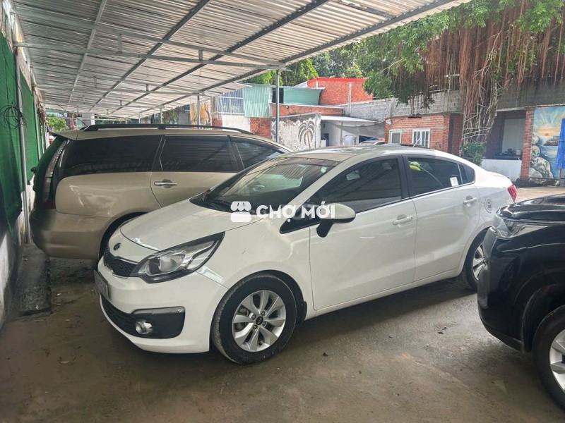 Kia Rio 2016 1.4 MT Sedan - 127000 km
