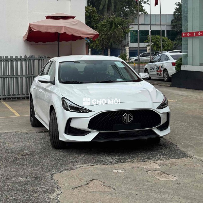 Mg5 2025, trả trước 120tr nhận xe.