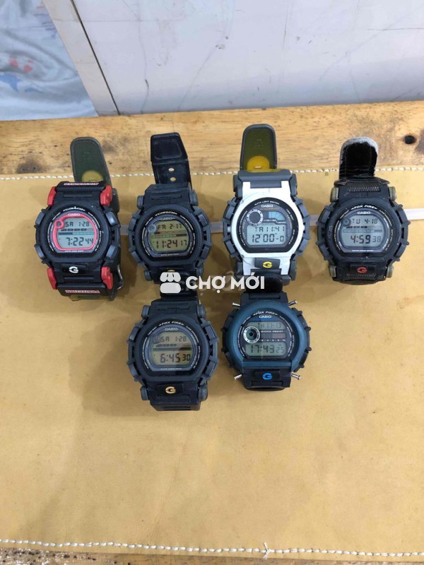 Đồng hồ điện tử DW-003 (bị bể vỏ ngoài)