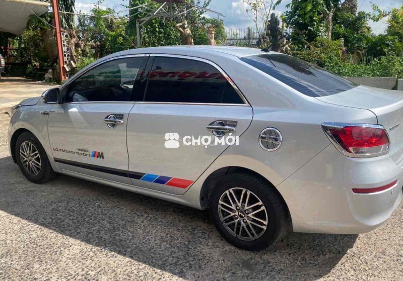 Kia Soluto 2021 1.4 MT rin a-á fun đồ chơi