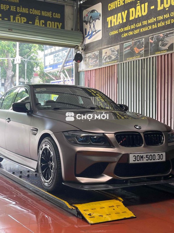 BMW 3 Series 2011 320i - 47000 km