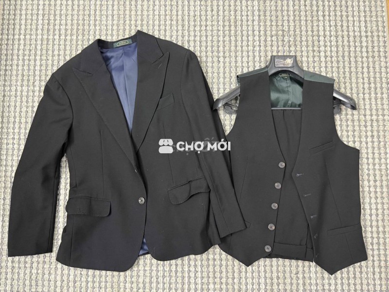 Bộ suit của Remmy size M