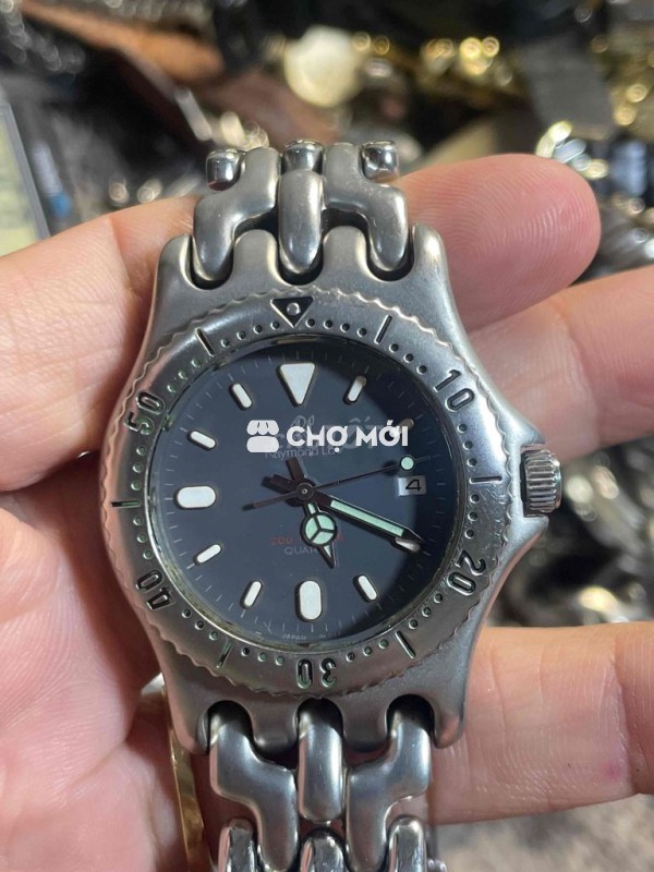 Đồng hồ Raymond Low