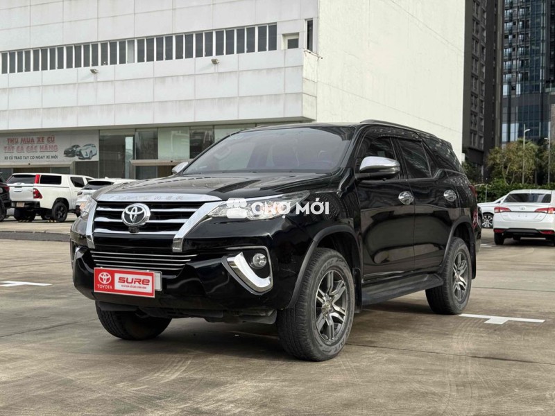 Toyota Fortuner 2018 Máy Xăng - 1 Cầu Xe Tại Hãng