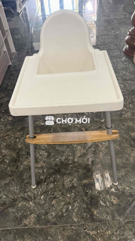Thanh lý ghế ăn dặm IKea kèm thanh để chân