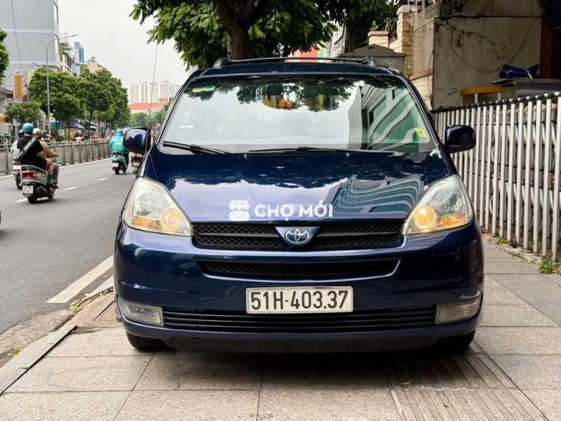 Toyota sienna 2003 odo 10v giá 280tr