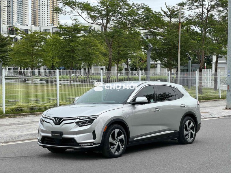 VF8 Eco 2023 Mua Pin Sdi giảm 70tr đổi xe xăng