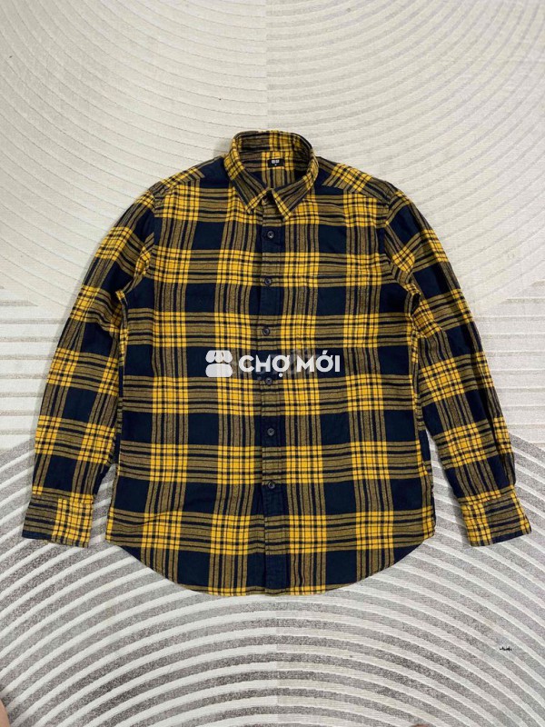 Sơ mi Uniqlo size M Số đo: vai 43, ngực 52, dài 73