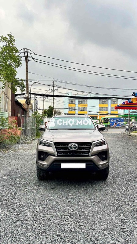 Toyota Fortuner 2.4L 4x2 MT sản xuất 2022
