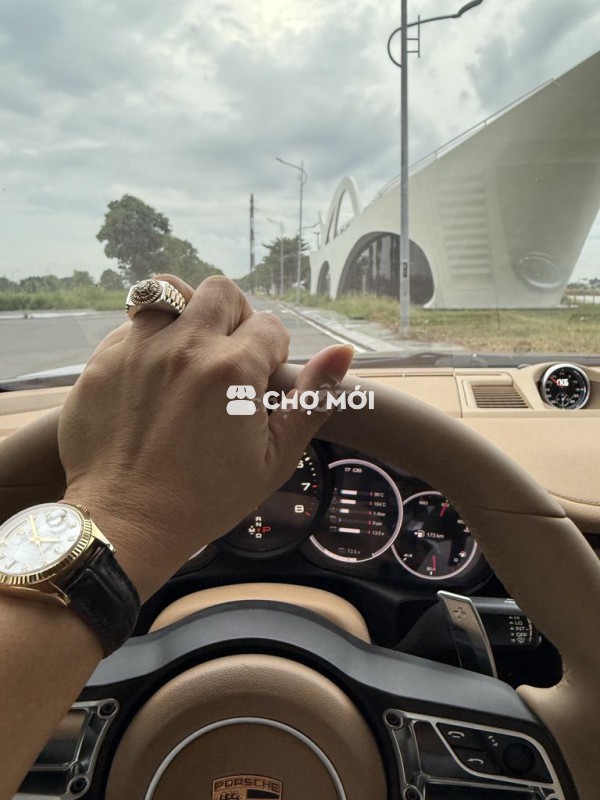 Porsche Panamera form 2017.lên tất cả rồi.đẹp GLuu