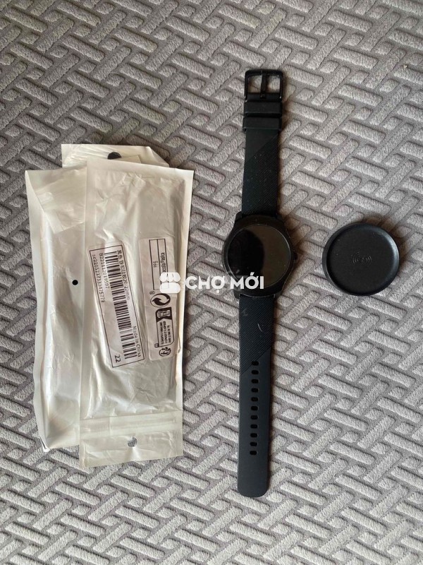 Bán đồng hồ tichwatch 1 dùng trải nghiệm