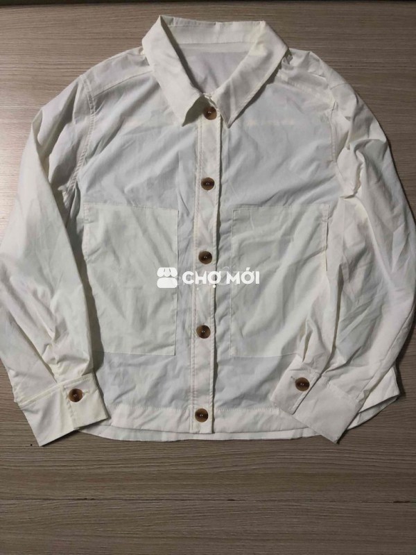 Áo sơ mi trắng