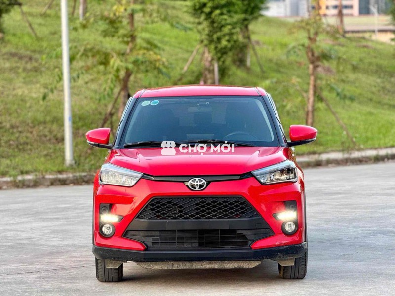 Toyota Raize 1.0 CVT sản xuất 2022 nhập khẩu