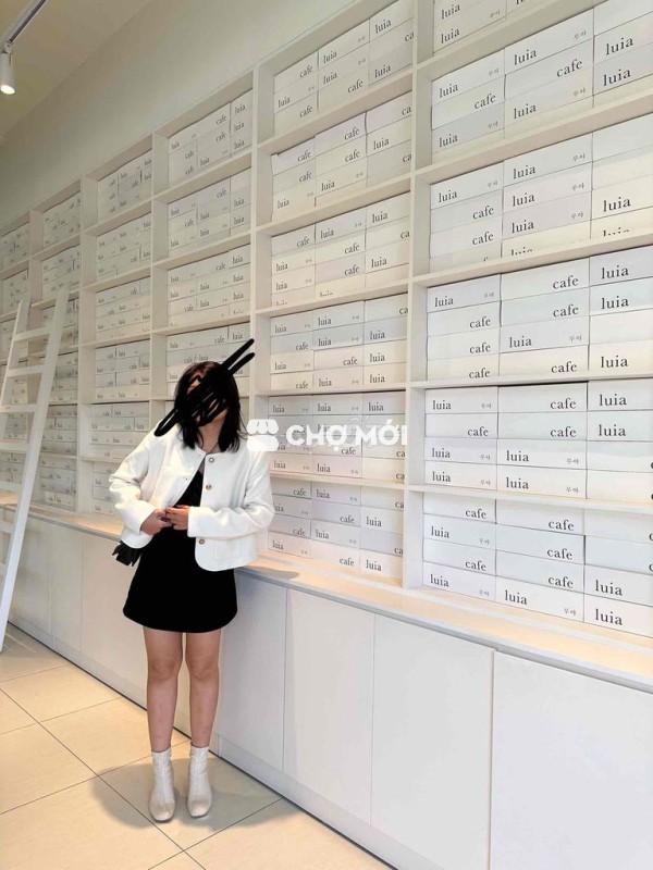 Áo Blazer trắng size S-M (mặc 1 lần)