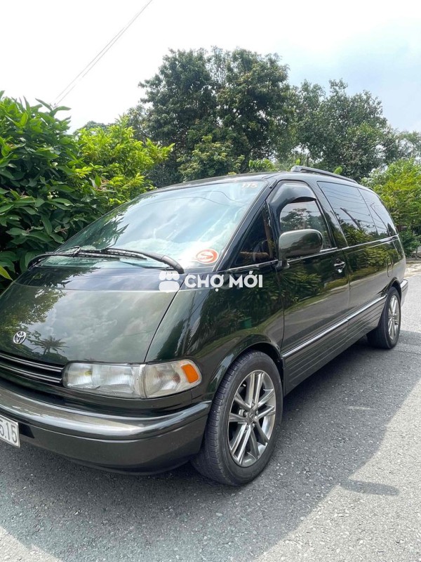 Toyota Previa 1992 bán 1 trong 2 xe