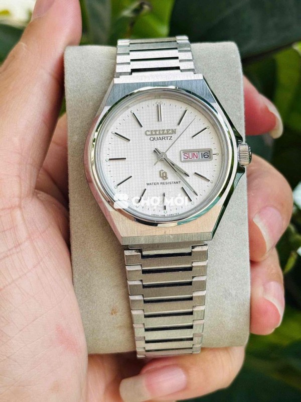 Citizen CQ quartz form đẹp mặt trắng sớ lụa ca rô