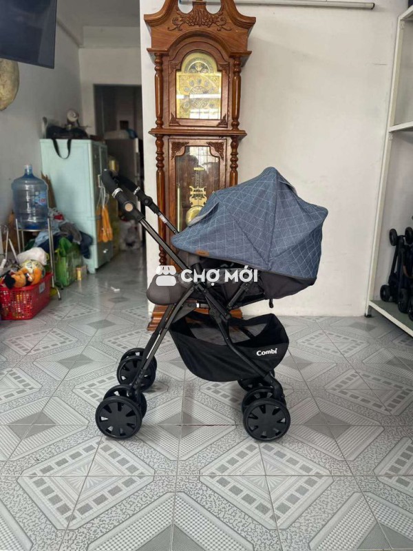 Xe đẩy Combi Crossgo Xanh thiên thể