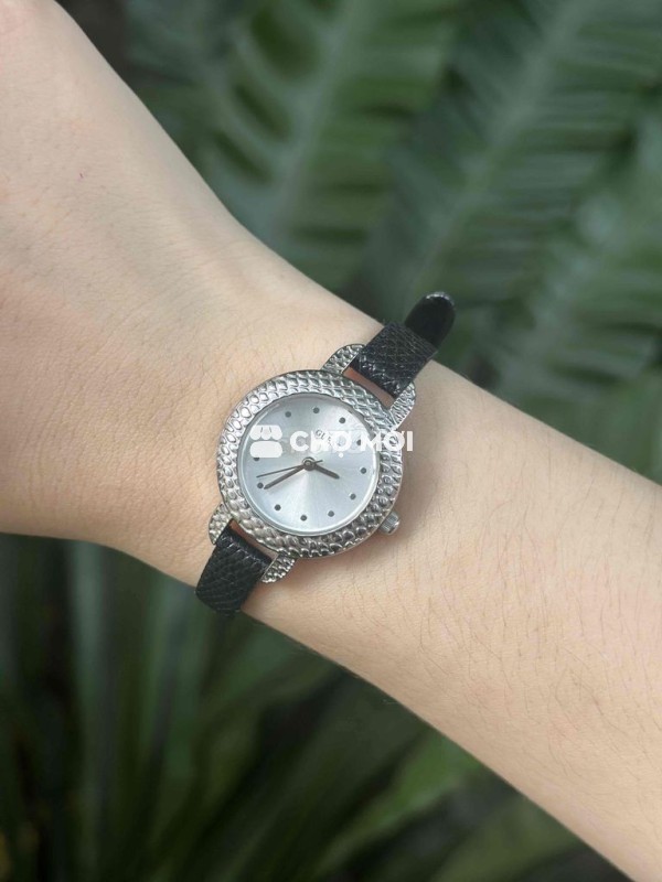 Đồng hồ Guess Nữ dây da bò Đen