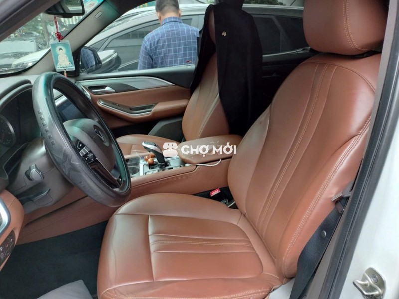 VinFast Lux SA2.0 2019  - 100000 km