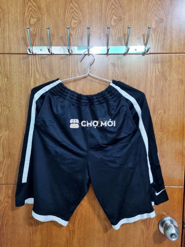 Thanh lí quần short Nike đen (1.7-1.8m)