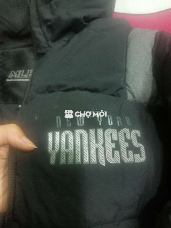 MLB Áo khoác phao lông vũ New York Yankees Đen S