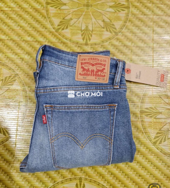 Levis size 30 jean co