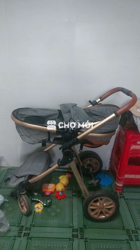 Xe đẩy em bé kim loại, vải