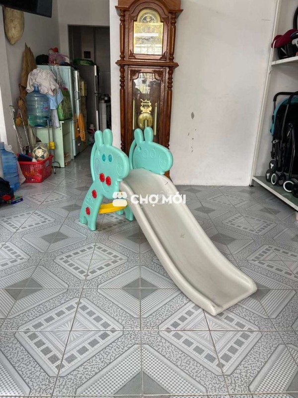 Cầu trượt nhựa trẻ em