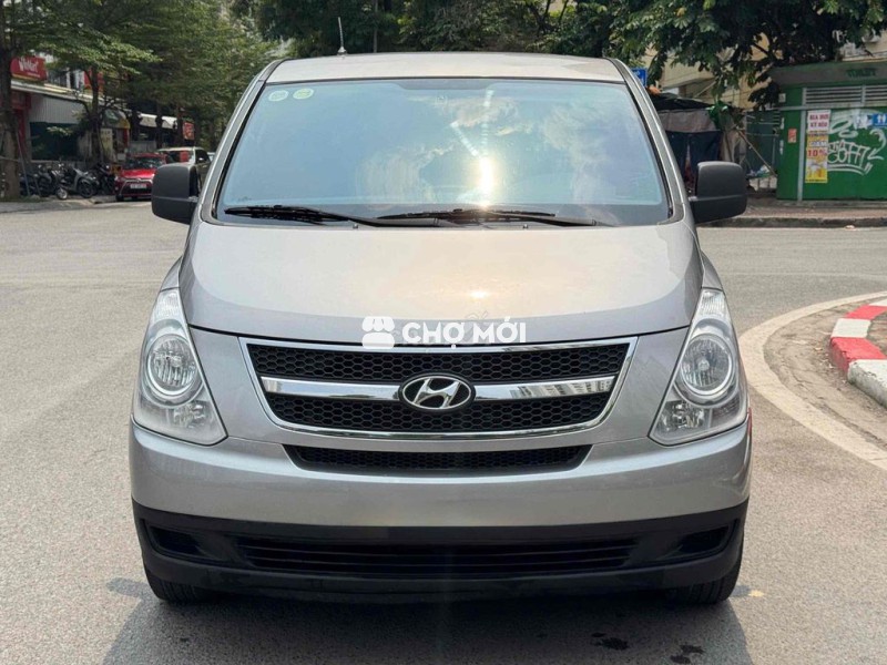 Bán Hyundai Grand Starex 2015 Van 6 Chỗ Máy Dầu