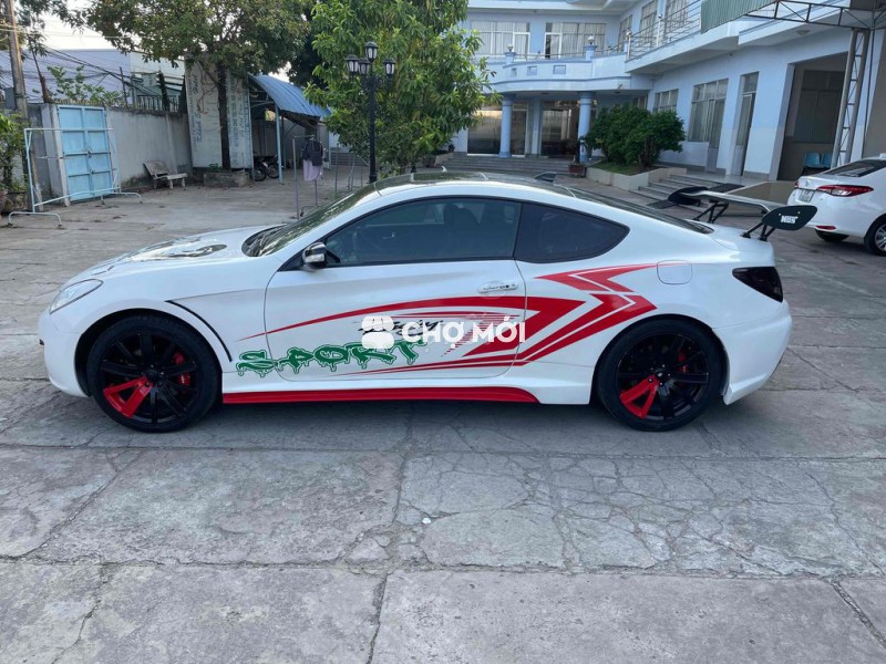 Genesis 2 cửa Turbo 2.0 chính chủ xe đẹp mới ngon