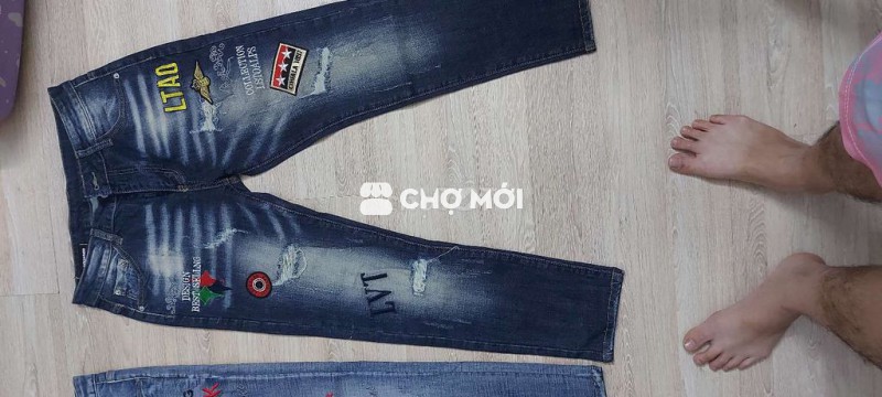 2 quần bò + 4 quần  đùi=200k còn tin còn hamgf