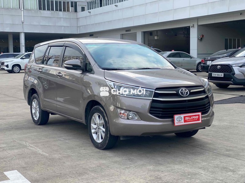 Toyota Innova 2017 2.0G - 149000 km
