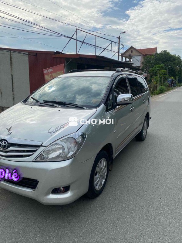 Toyota Innova 2009 - 181818 km