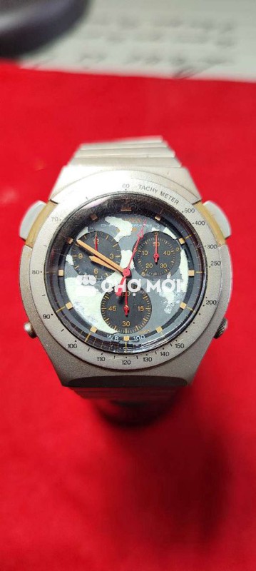 Đồng hồ đeo tay Nam Kim loại Bạc Mặt số lỗi