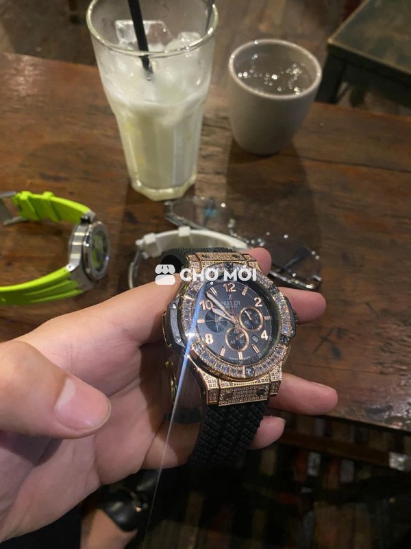 Đồng hồ Hu.bl0t Bjgbang 42mm đá CZ 3tr hcm