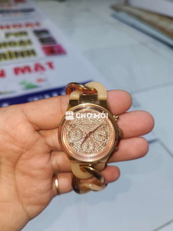 Đồng hồ michael kors nữ đã qua sử dụng