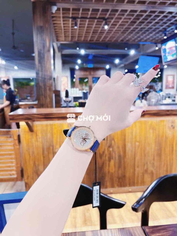 Đồng hồ đeo tay Just Cavalli Nữ 34mm