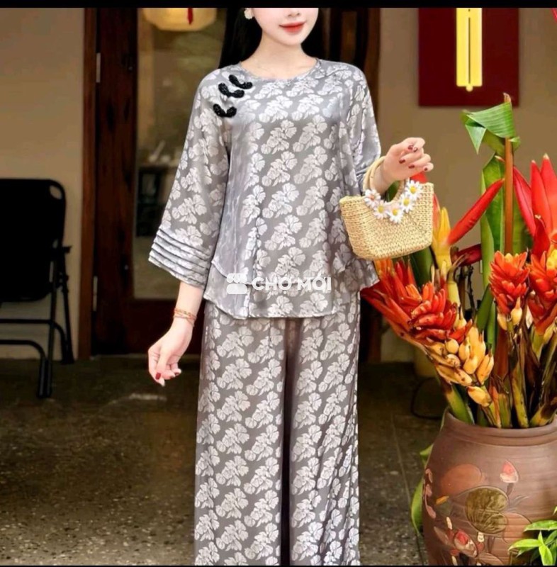 Pháp phục đi chùa