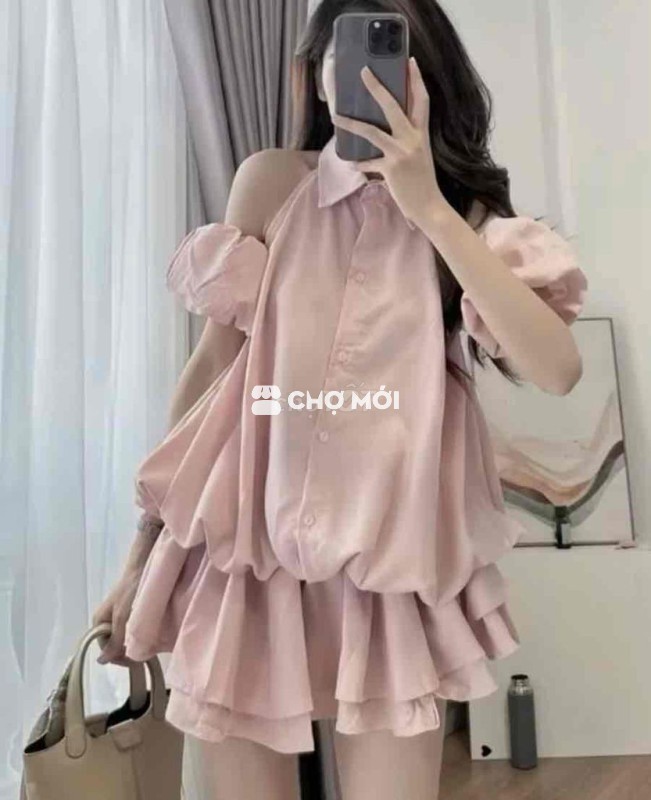 Đầm nữ vải mềm mại trễ vai