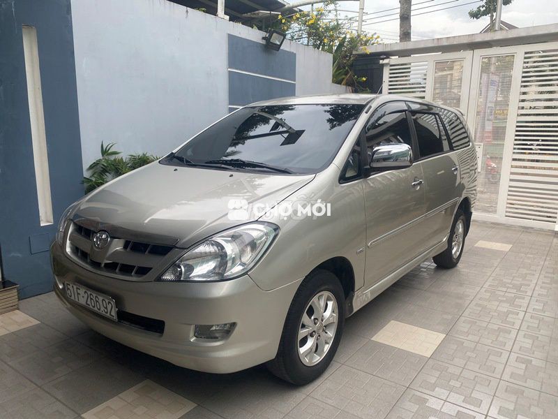 Toyota Innova 2007  - 228000 km