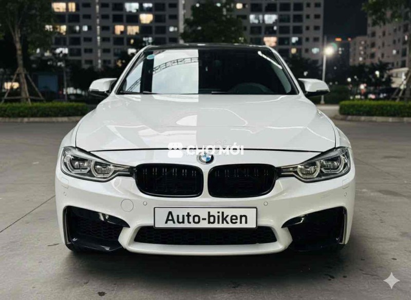 BMW 3 Series 2015 320i - 81000 km